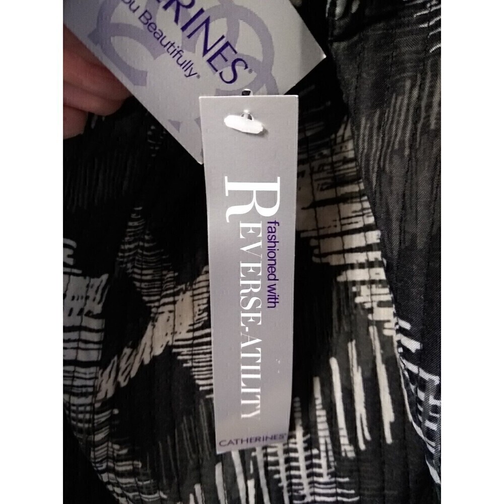 Catherines Jacket Women's 5X Black Reversible QUILTED Long Sleeve Open Front NWT - Picture 6 of 8